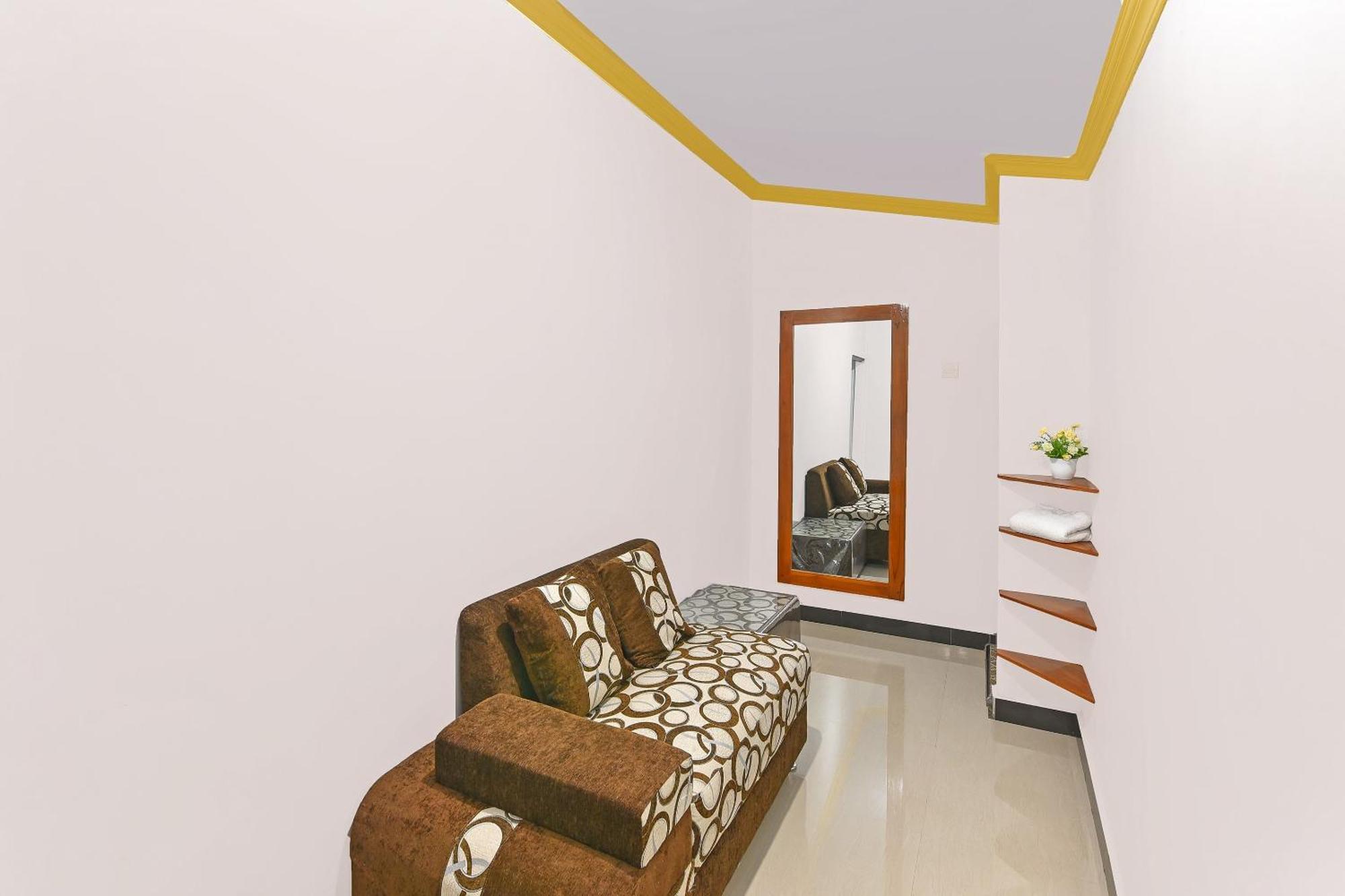 Oyo 91192 Homestay Antara Gilimanuk Bagian luar foto